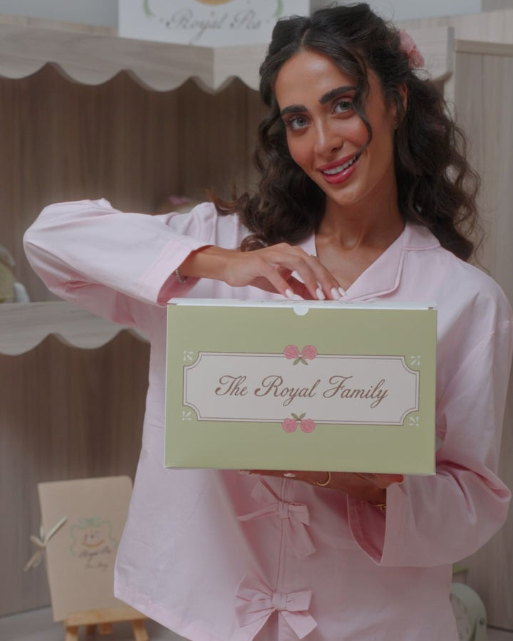 مجموعة مفاجئات عائلة رويال